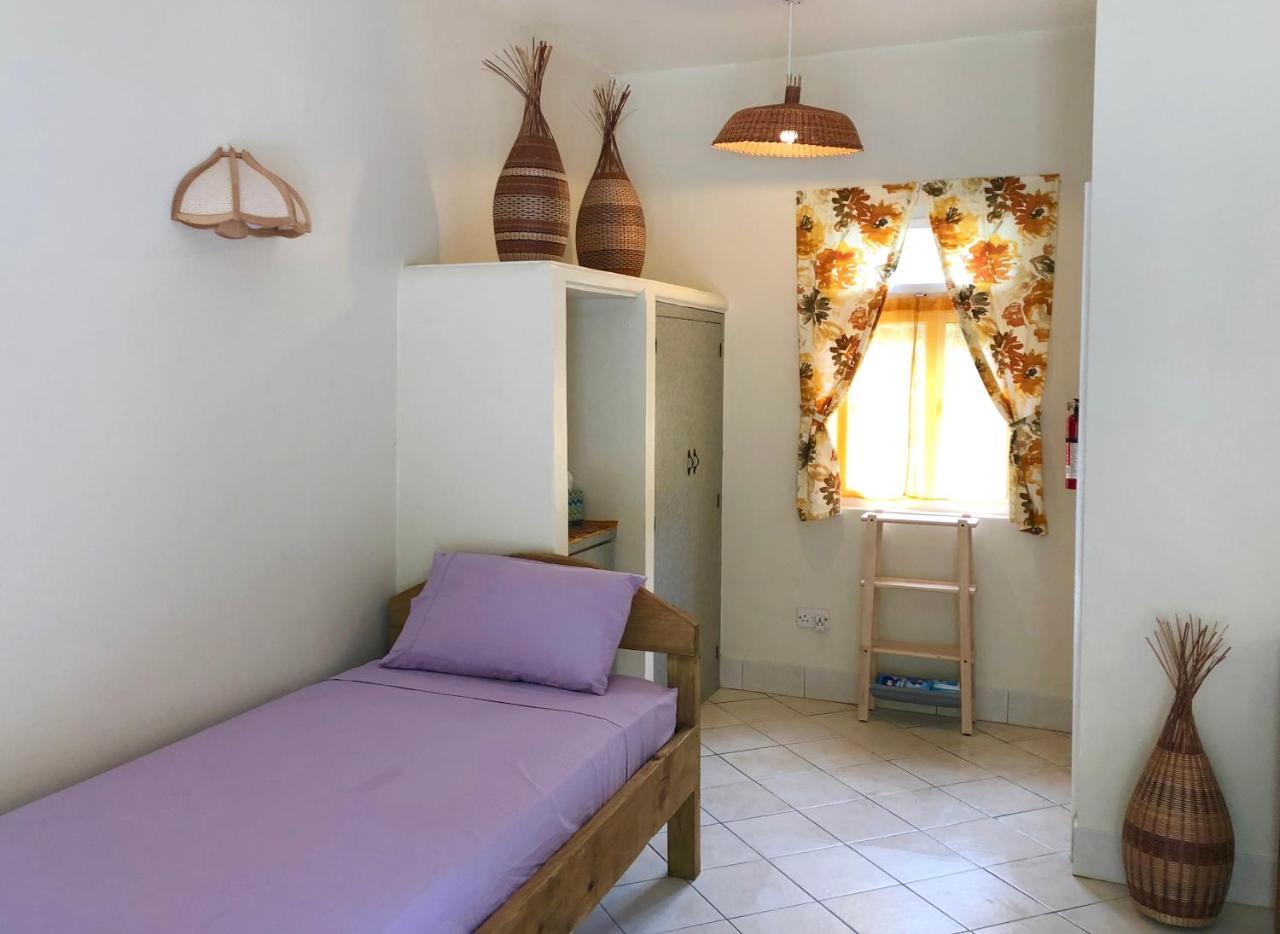 Soufriere Guesthouse Ngoại thất bức ảnh