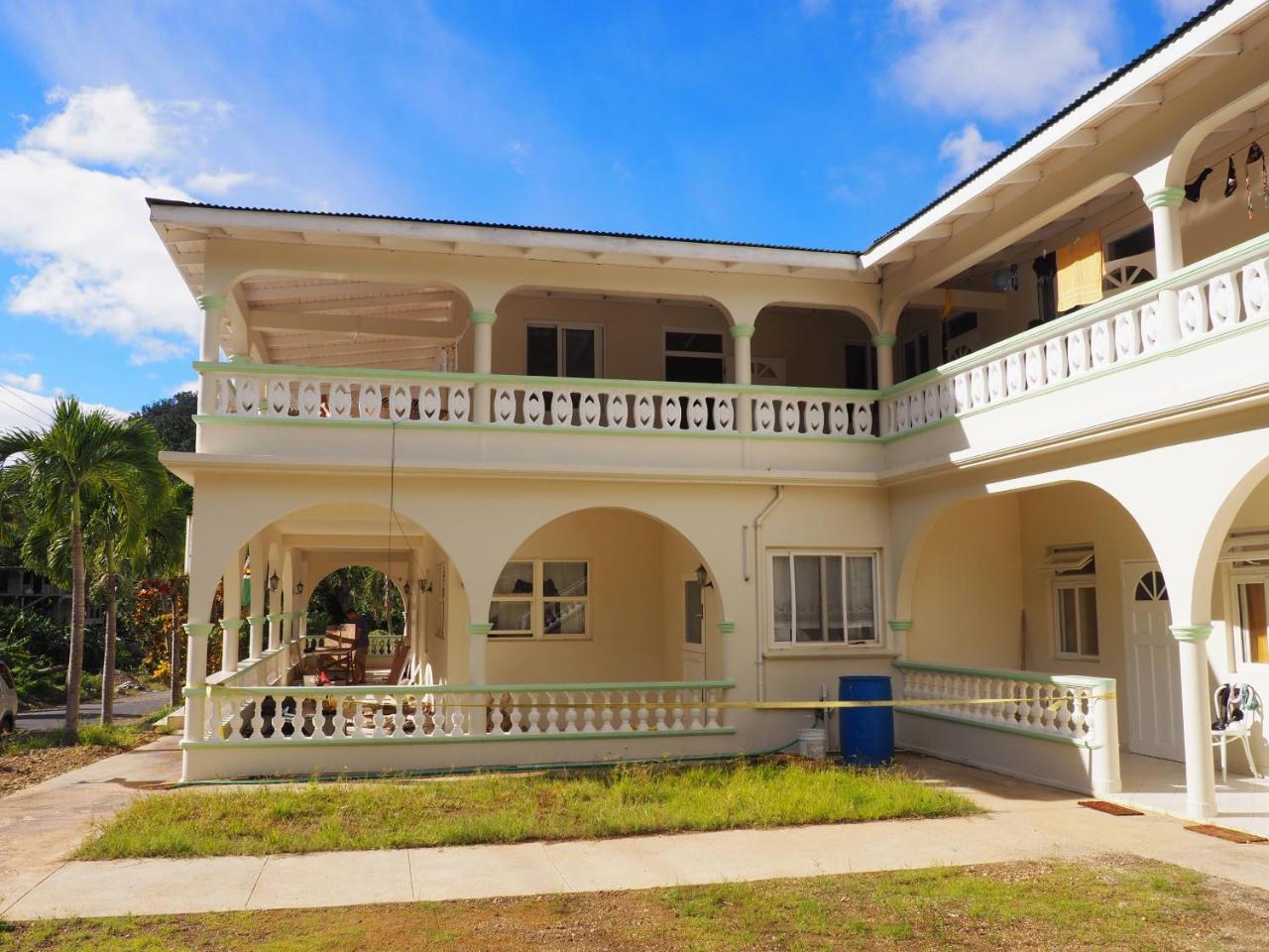 Soufriere Guesthouse Ngoại thất bức ảnh