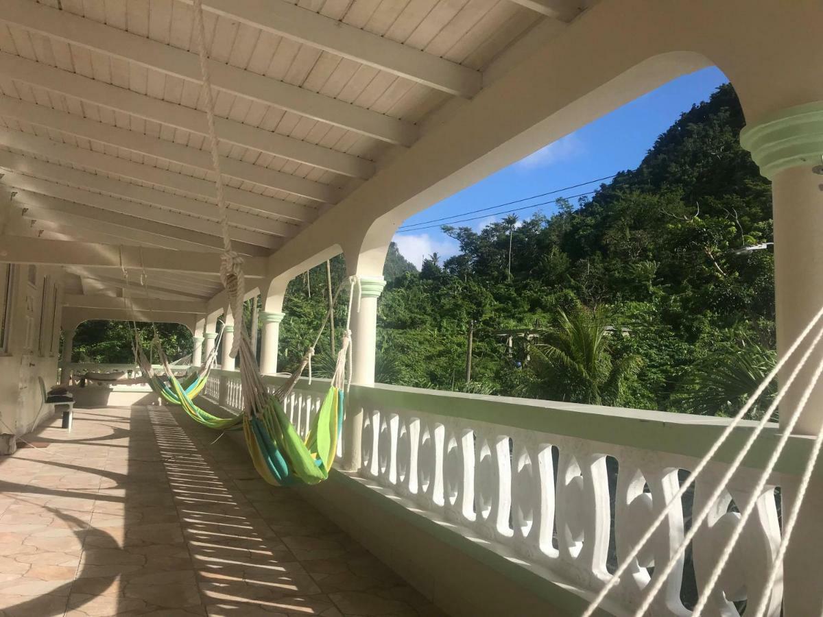 Soufriere Guesthouse Ngoại thất bức ảnh