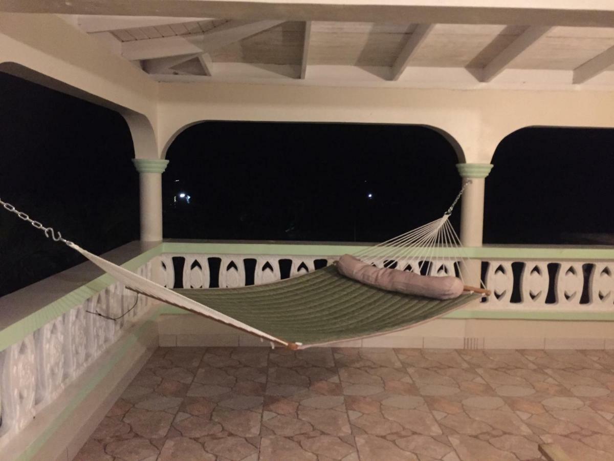Soufriere Guesthouse Ngoại thất bức ảnh