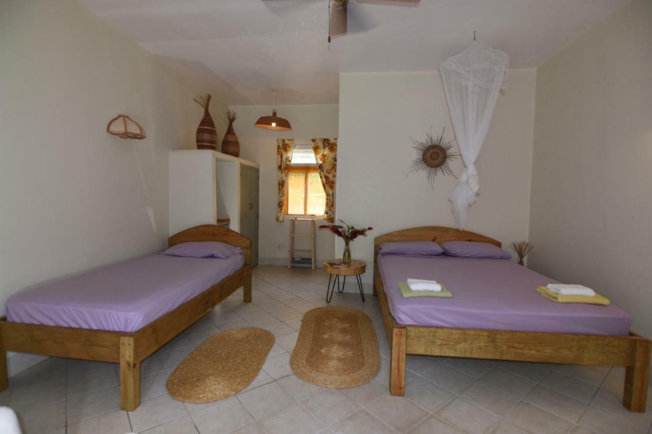 Soufriere Guesthouse Ngoại thất bức ảnh