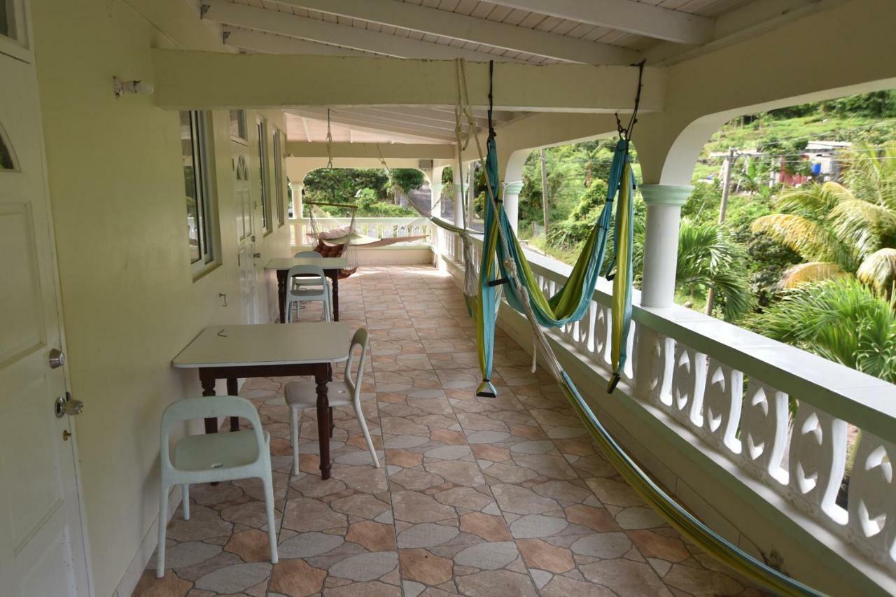 Soufriere Guesthouse Ngoại thất bức ảnh