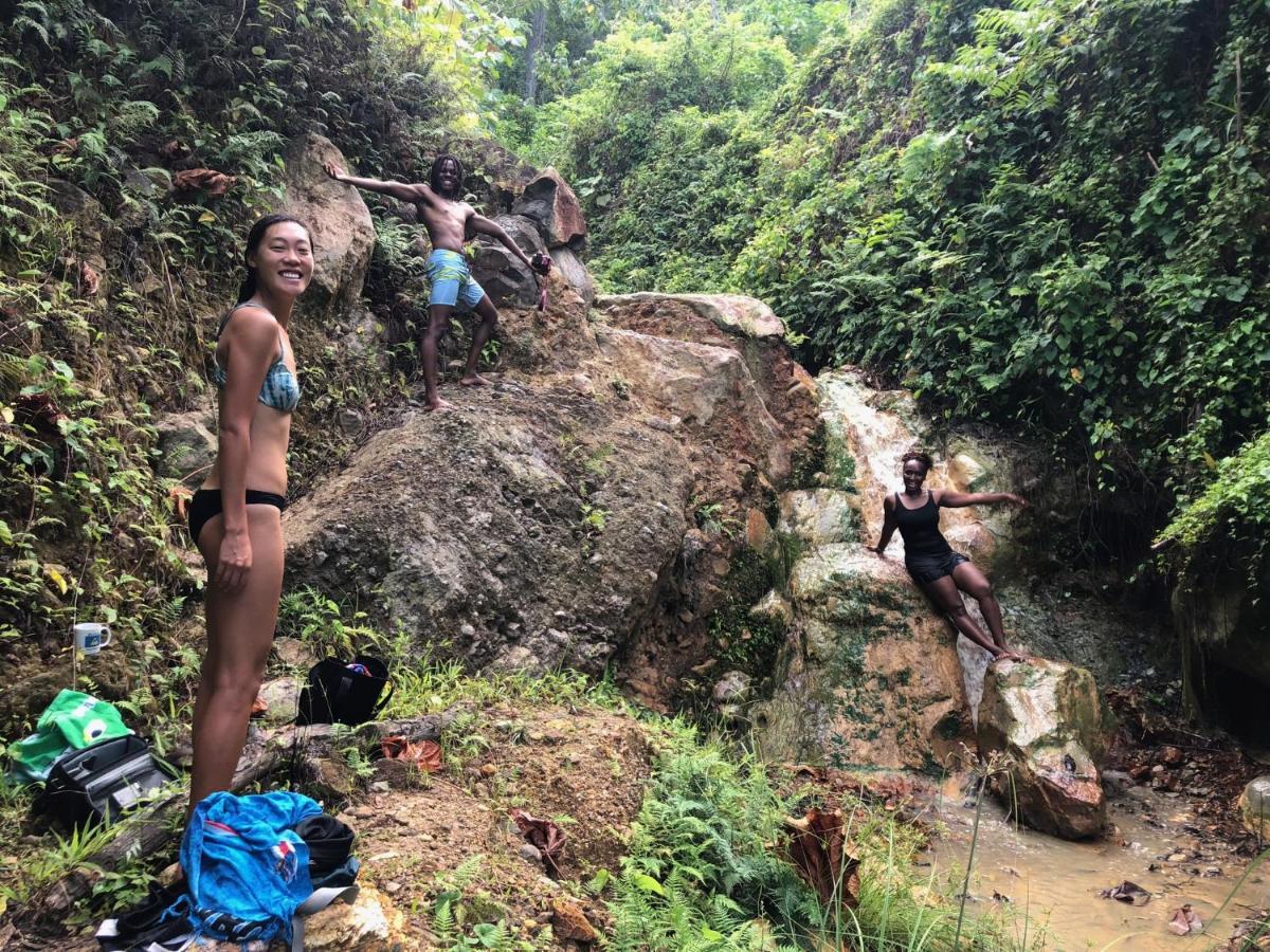 Soufriere Guesthouse Ngoại thất bức ảnh